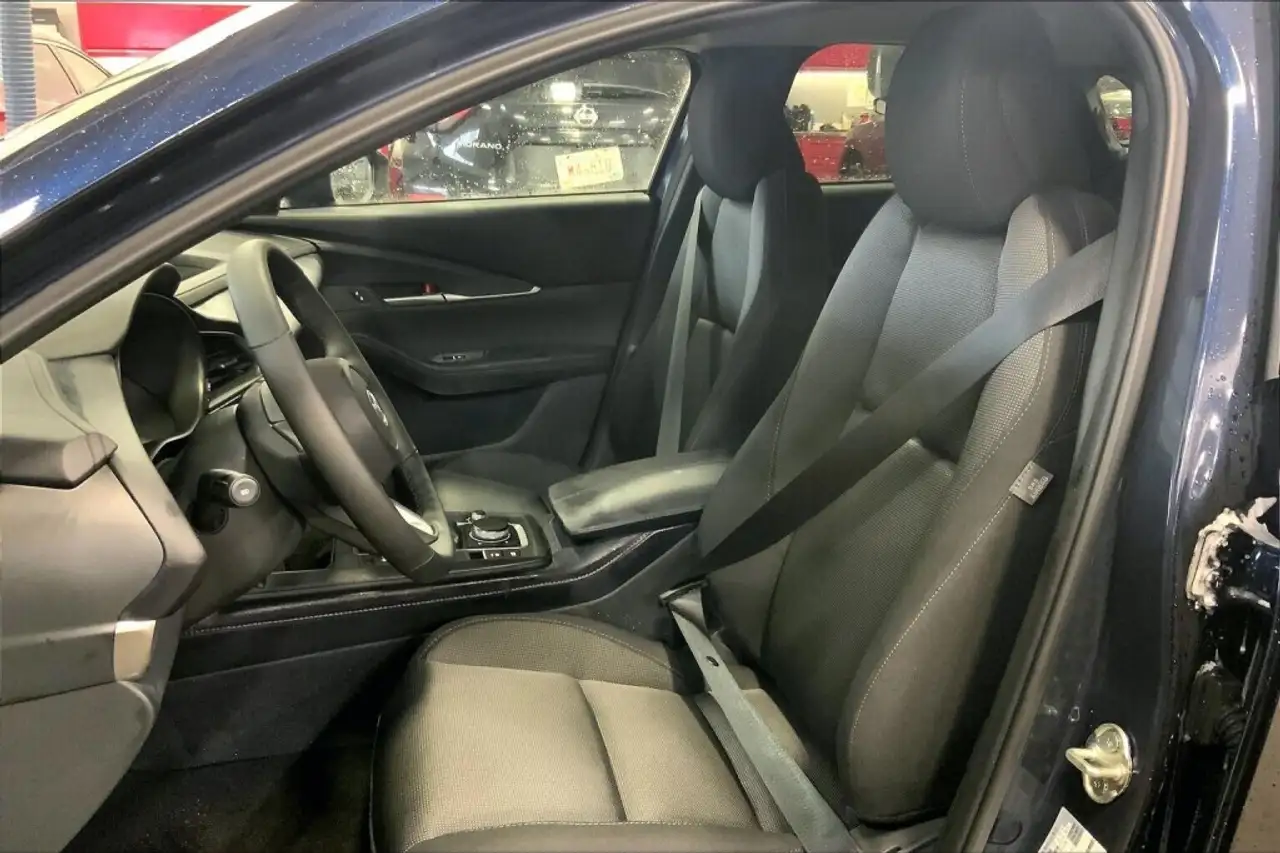 Mazda CX-30 photo Mazda CX-30