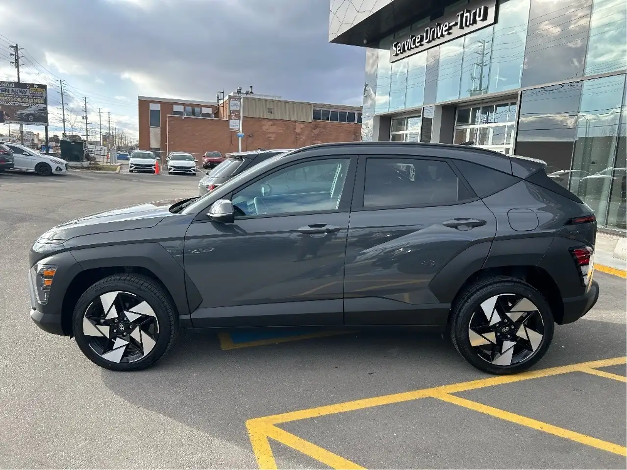Hyundai KONA снимка Hyundai KONA