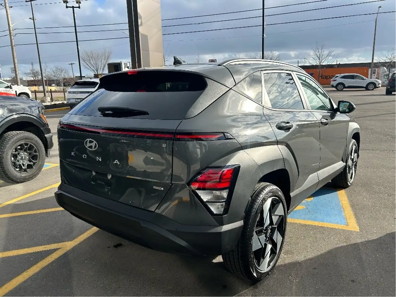 Hyundai KONA снимка Hyundai KONA