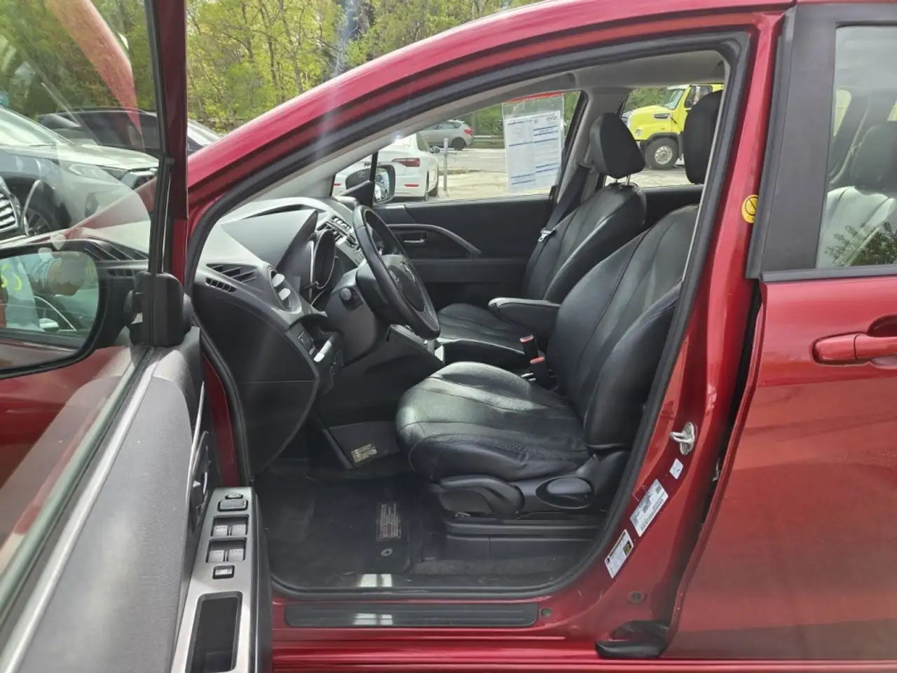 Mazda 5 fotografie Mazda 5