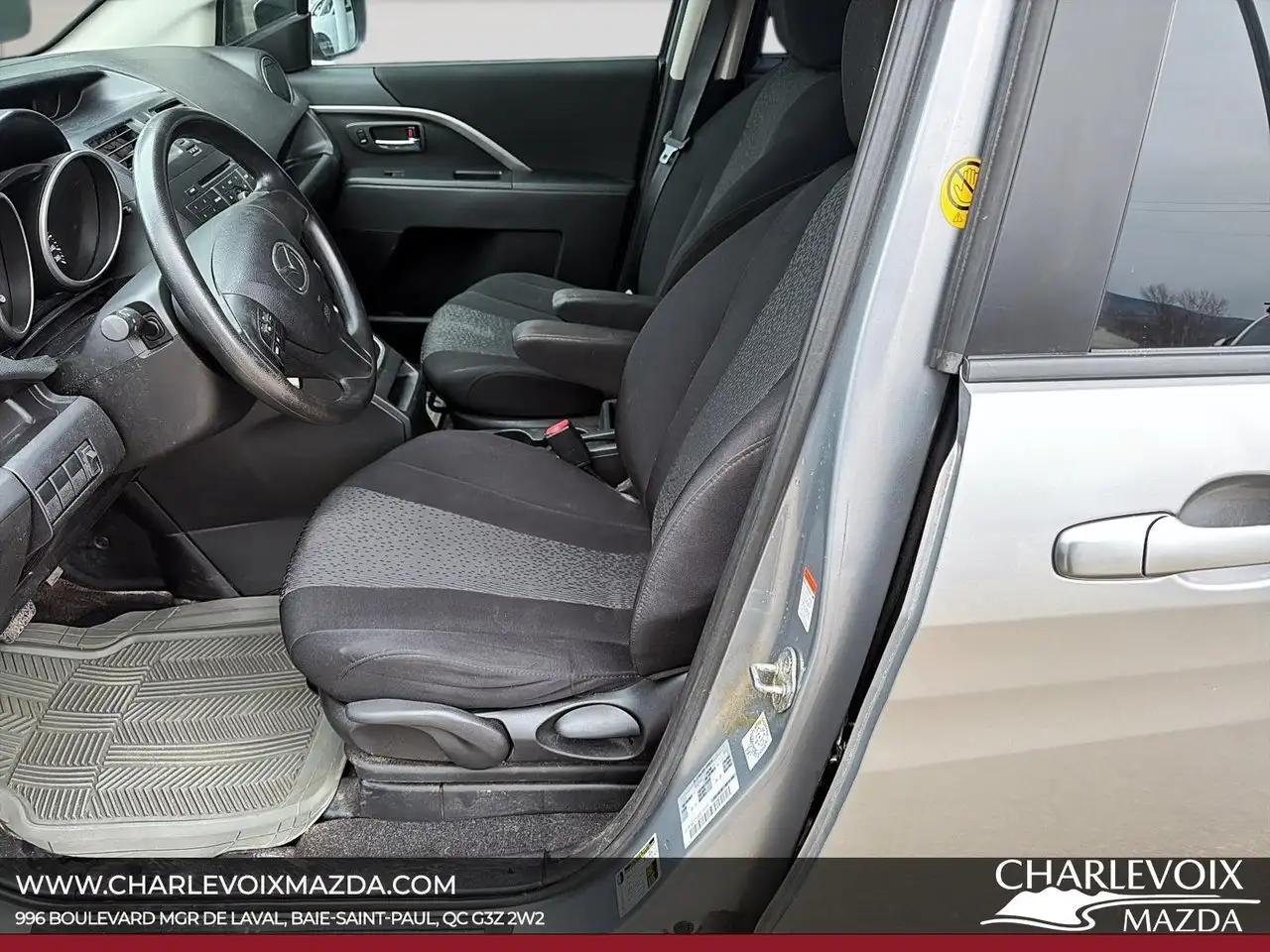 Mazda 5 снимка Mazda 5