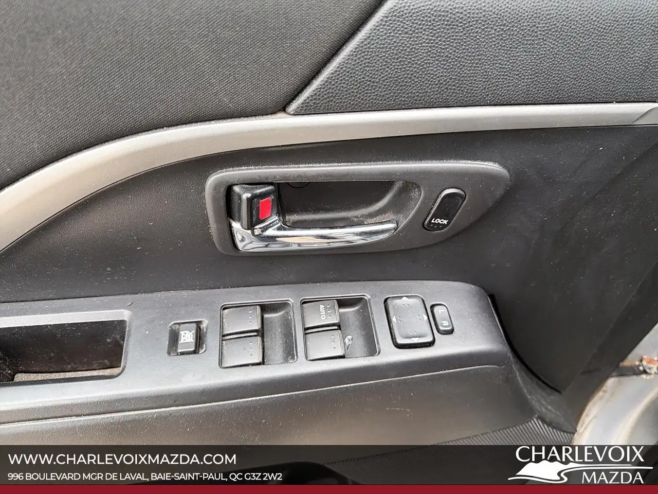 Mazda 5 снимка Mazda 5