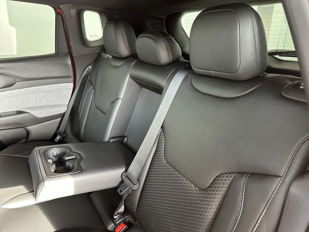 Jeep Compass снимка Jeep Compass
