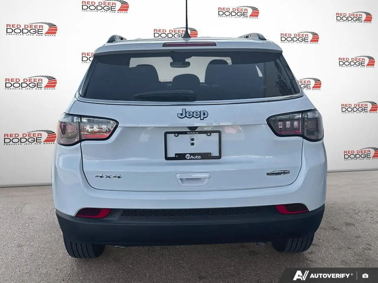 Jeep Compass снимка Jeep Compass