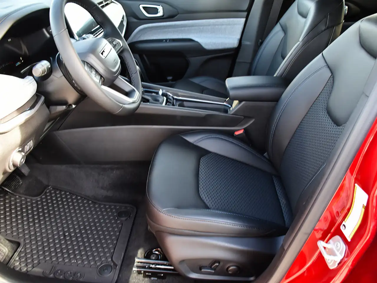 Jeep Compass снимка Jeep Compass