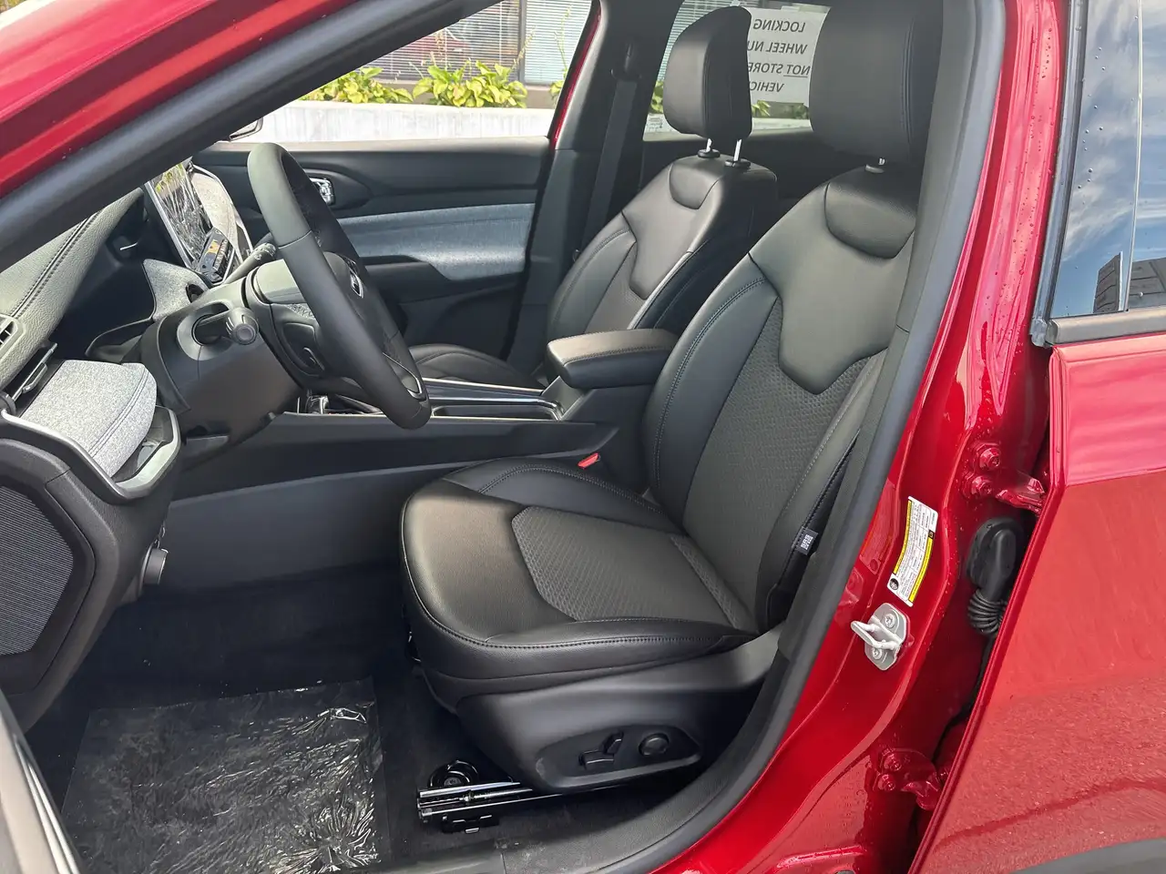 Jeep Compass photo Jeep Compass
