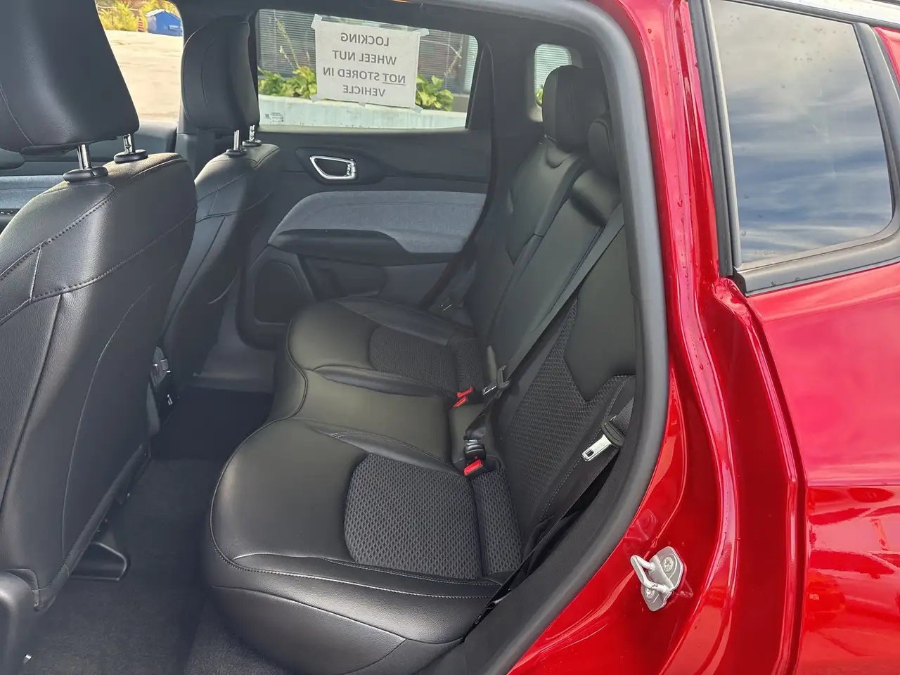 Jeep Compass photo Jeep Compass