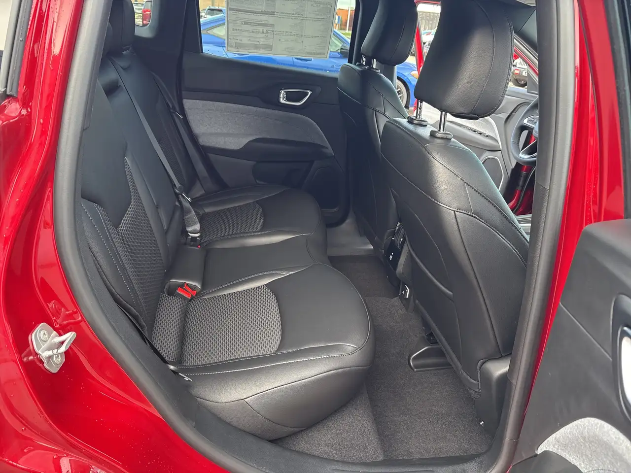 Jeep Compass photo Jeep Compass
