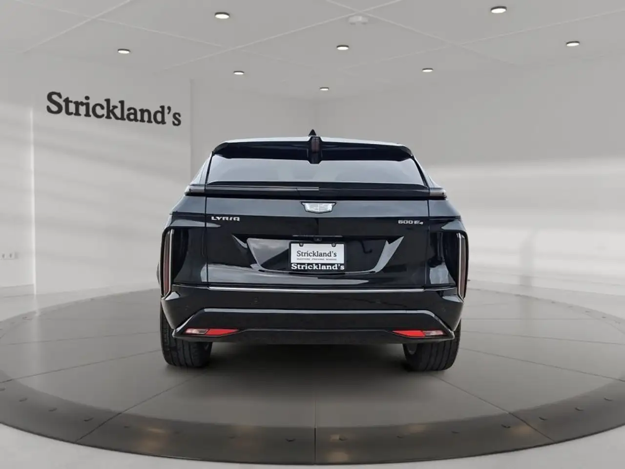 Cadillac Lyriq снимка Cadillac Lyriq