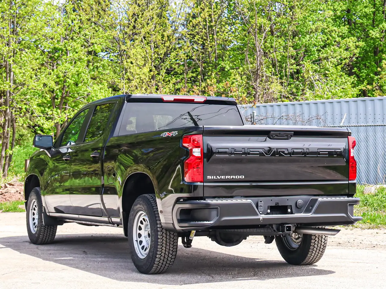 Chevrolet Silverado 1500 снимка Chevrolet Silverado 1500