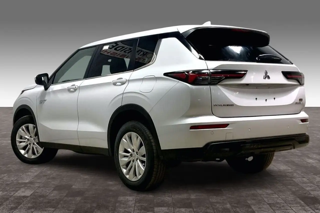 Mitsubishi Outlander fotografie Mitsubishi Outlander