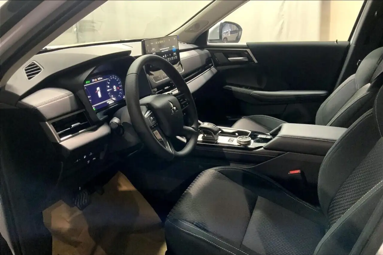 Mitsubishi Outlander fotografie Mitsubishi Outlander