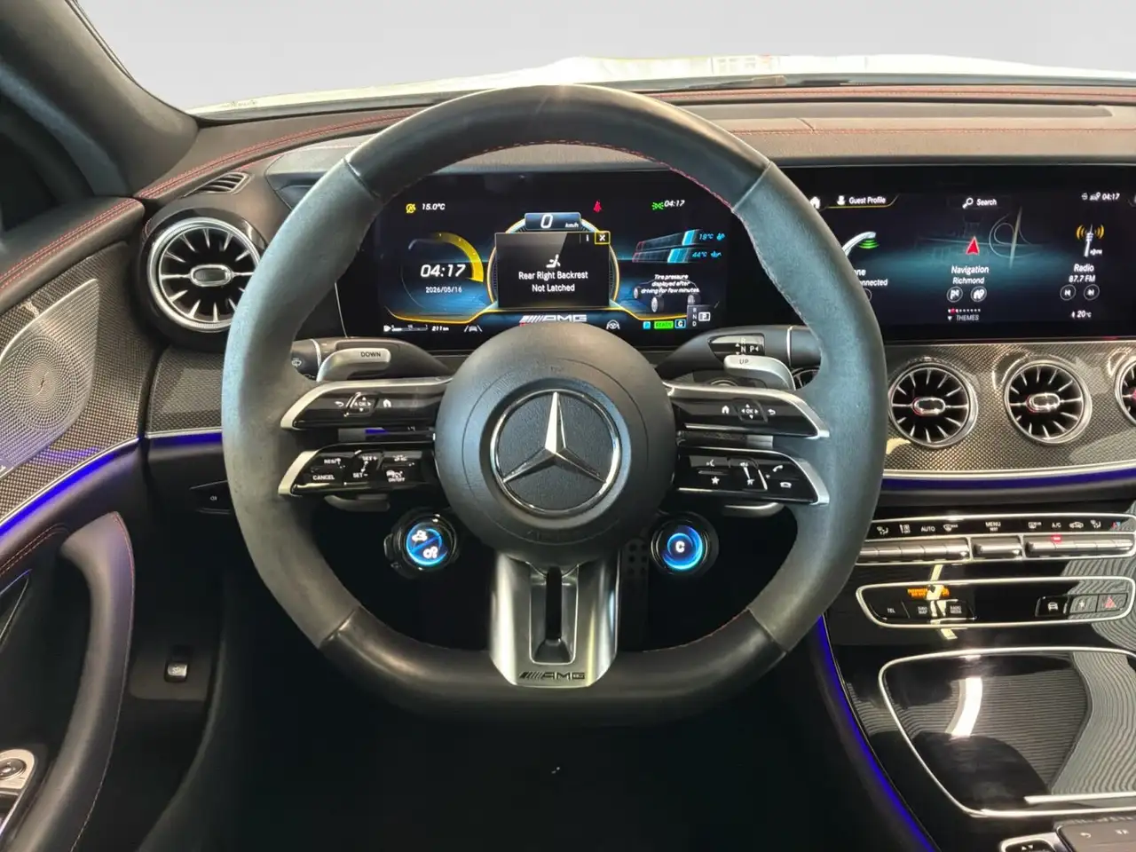 Mercedes-Benz CLS снимка Mercedes-Benz CLS