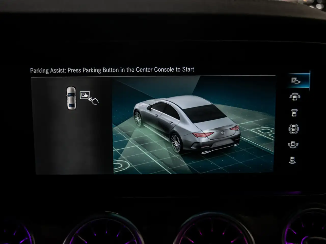 Mercedes-Benz CLS снимка Mercedes-Benz CLS