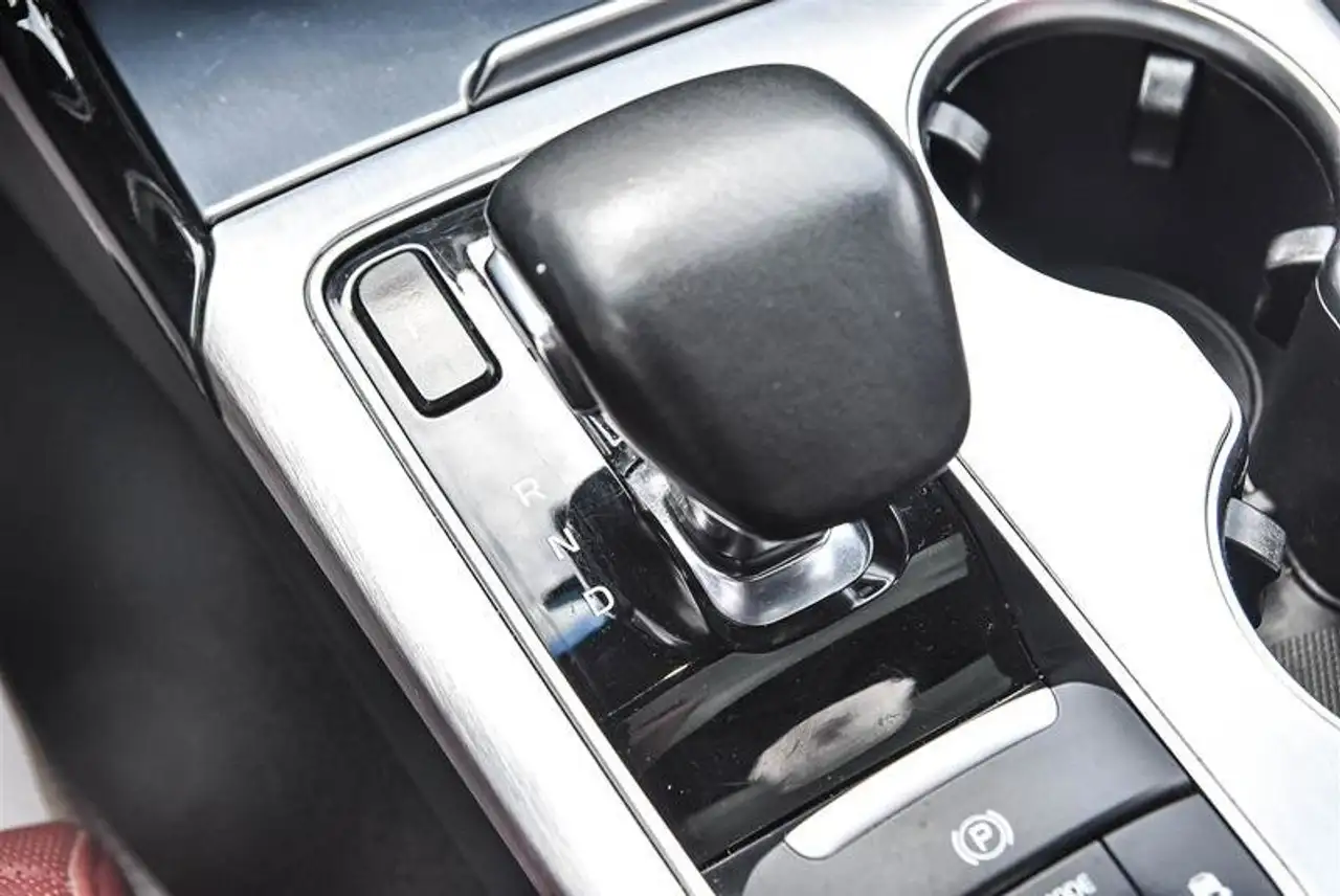 Kia Stinger снимка Kia Stinger