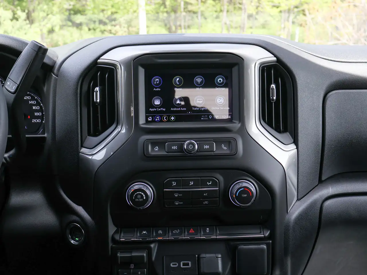 Chevrolet Silverado 1500 снимка Chevrolet Silverado 1500