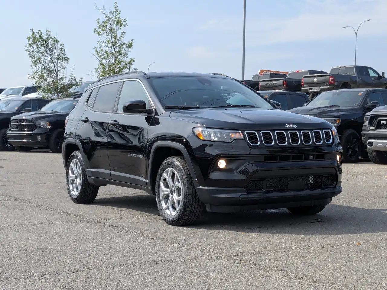 Jeep Compass photo Jeep Compass
