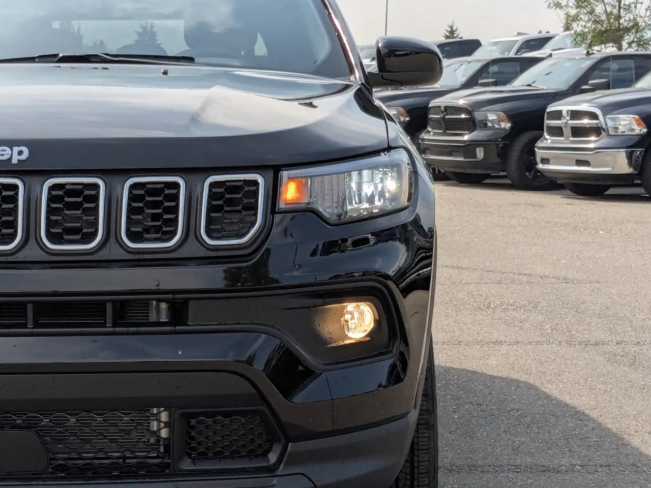Jeep Compass photo Jeep Compass