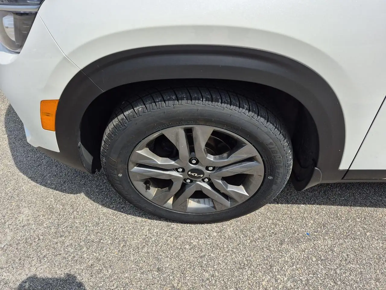 Kia Seltos снимка Kia Seltos