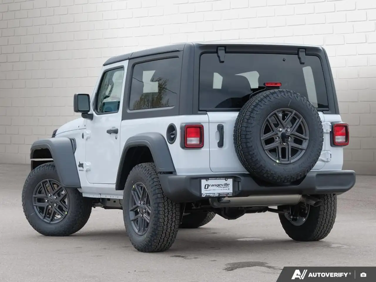Jeep Wrangler снимка Jeep Wrangler
