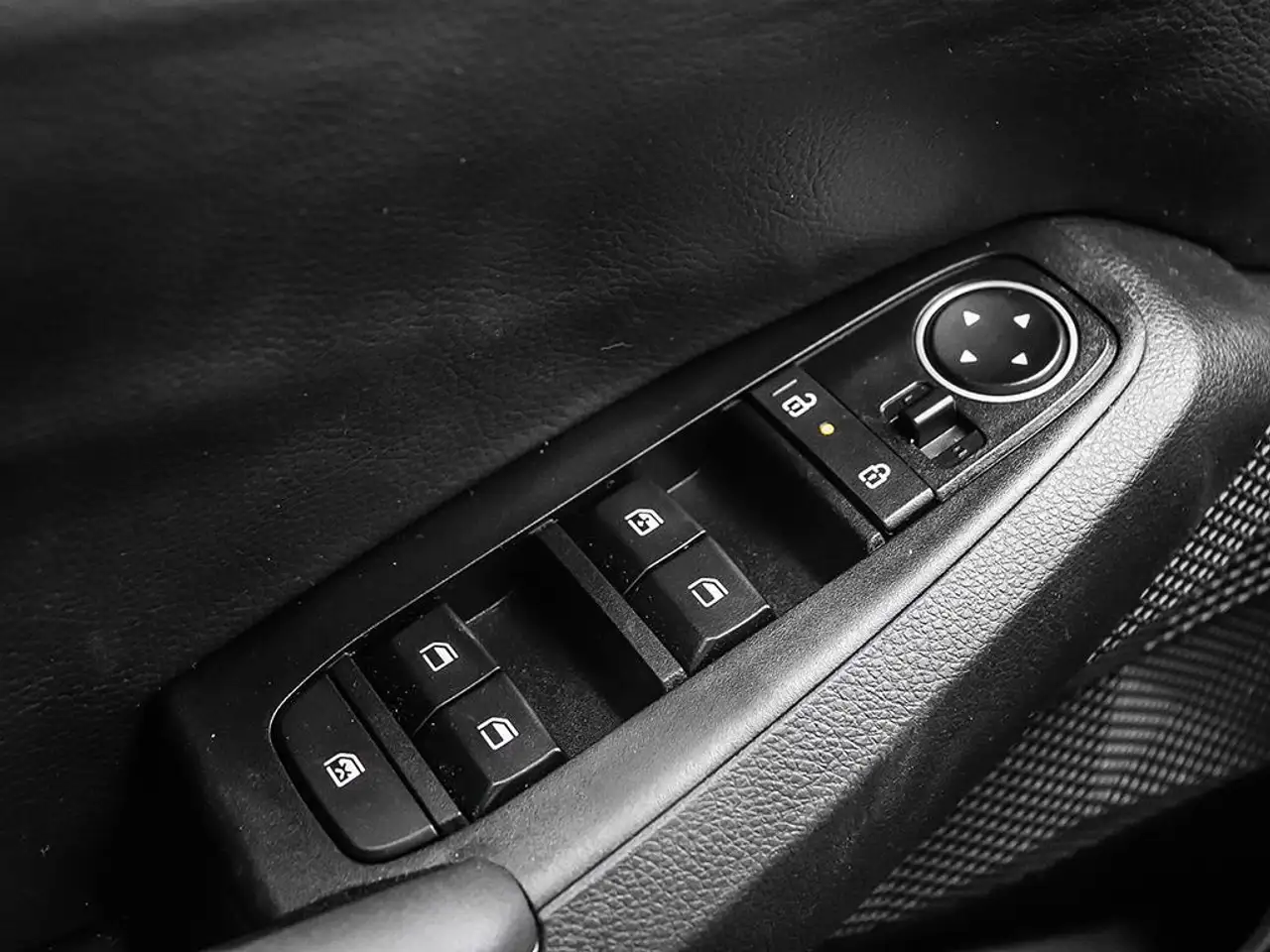 Kia Seltos снимка Kia Seltos