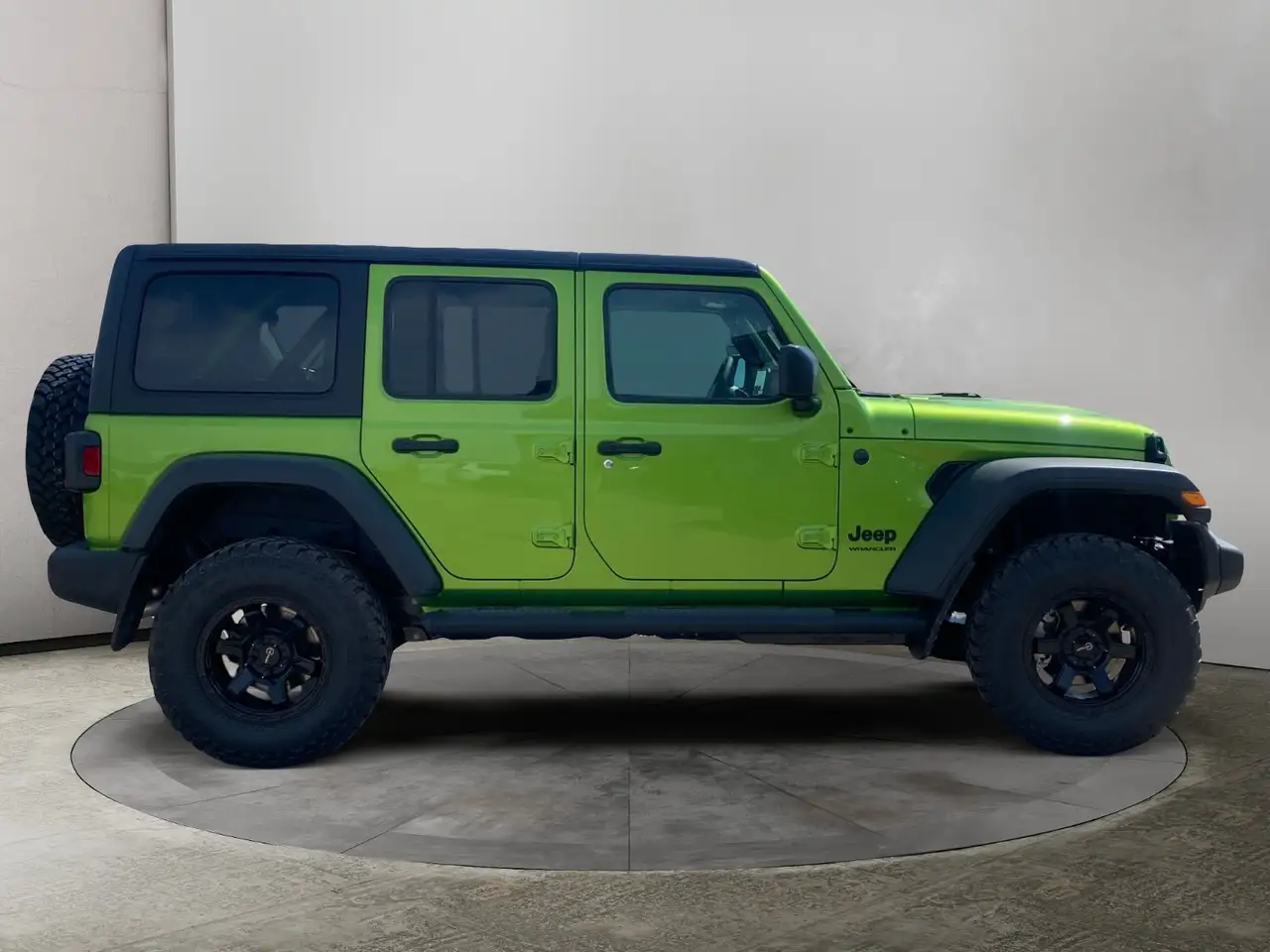 Jeep Wrangler photo Jeep Wrangler