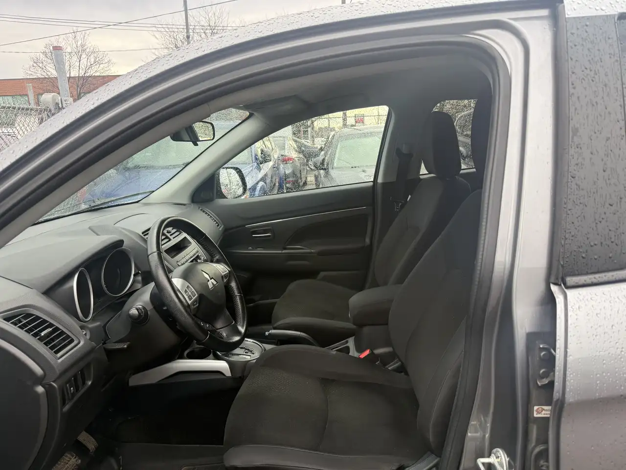 Mitsubishi RVR photo Mitsubishi RVR