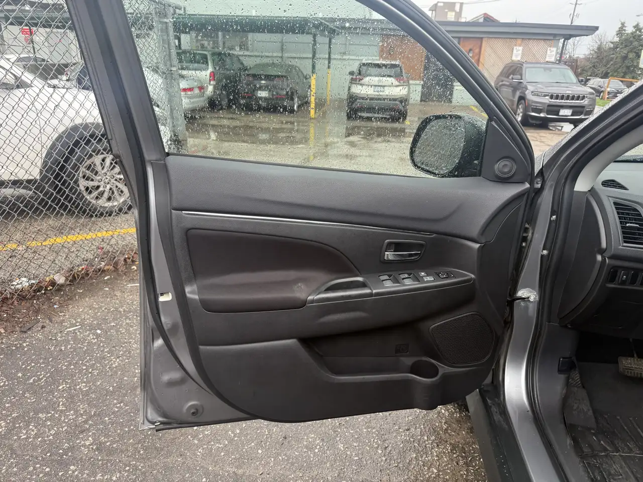 Mitsubishi RVR photo Mitsubishi RVR