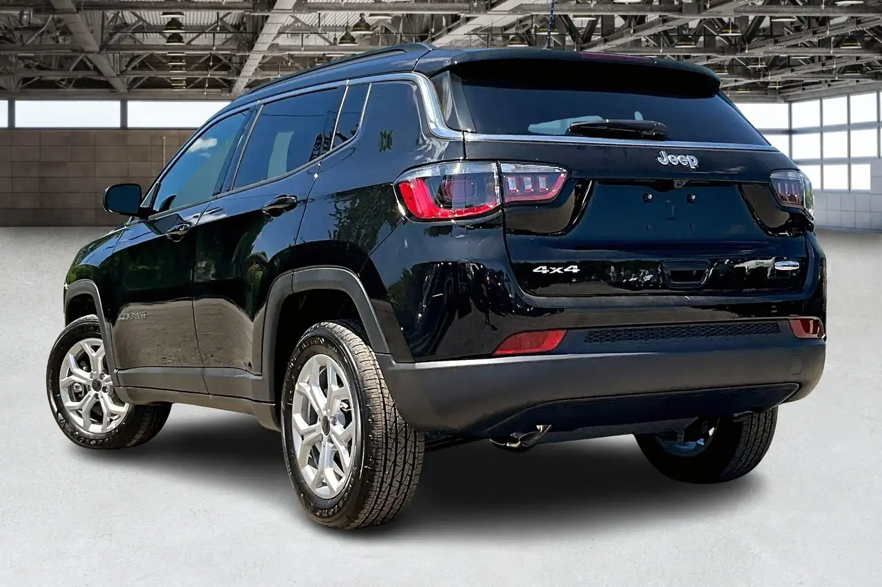 Jeep Compass снимка Jeep Compass