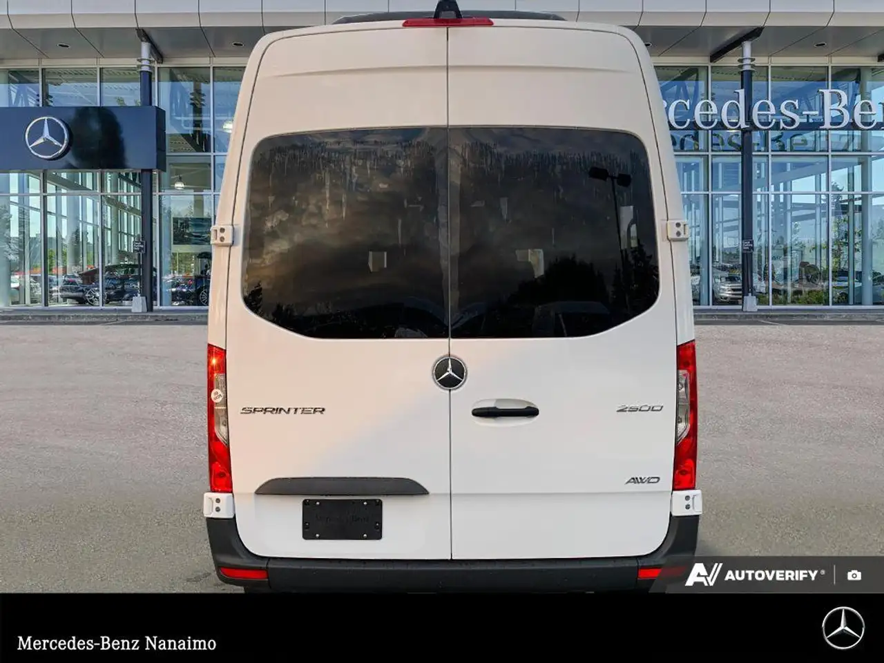 Mercedes-Benz Sprinter снимка Mercedes-Benz Sprinter