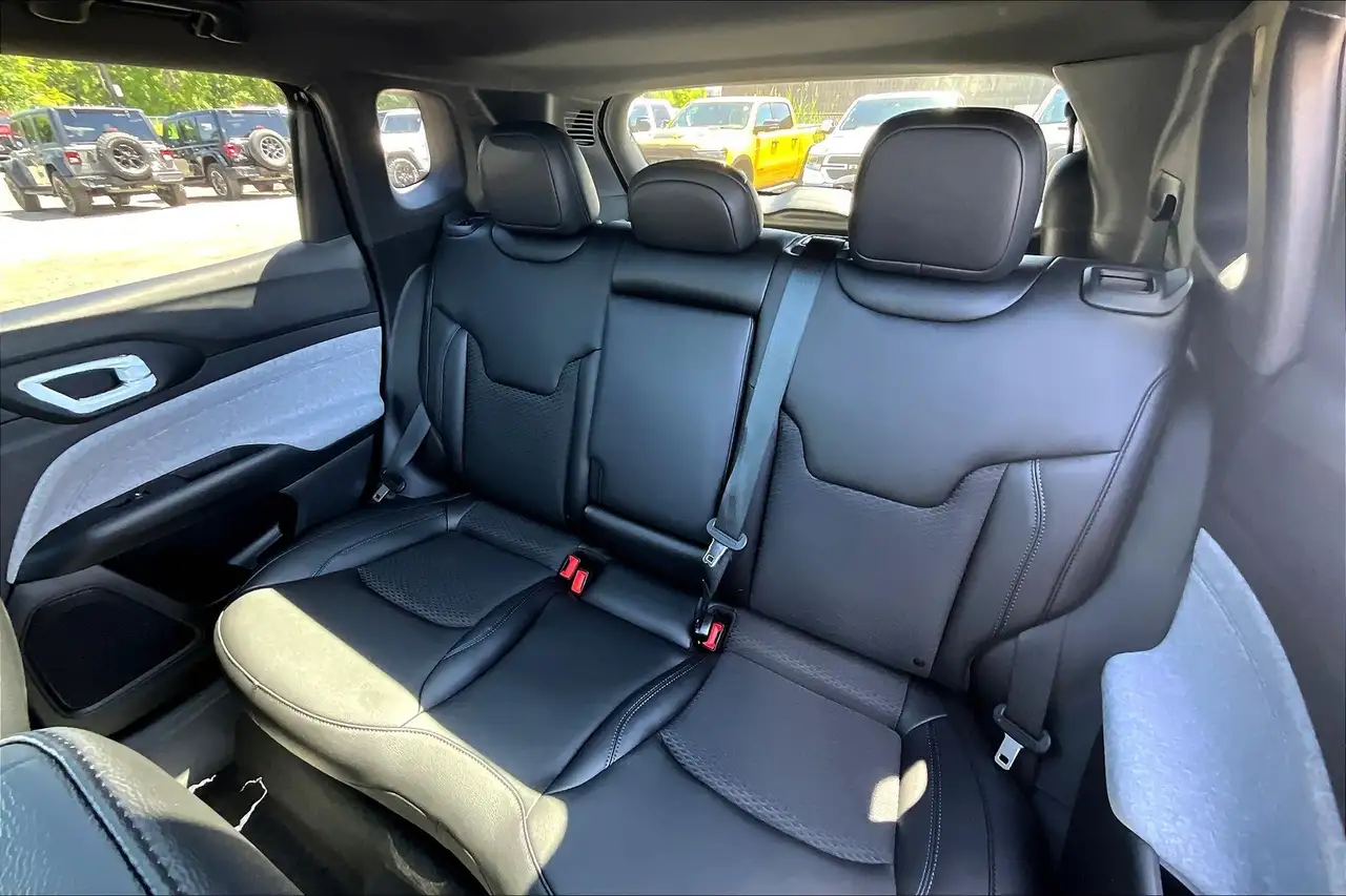 Jeep Compass снимка Jeep Compass