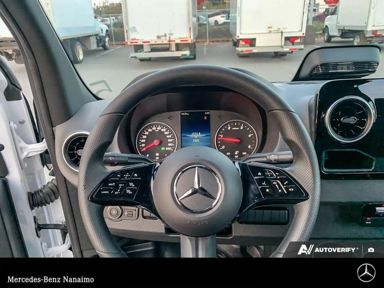 Mercedes-Benz Sprinter снимка Mercedes-Benz Sprinter