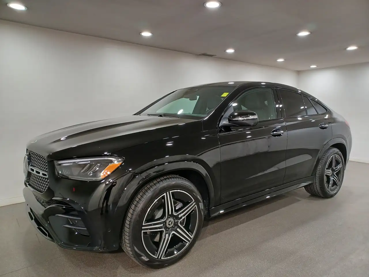 Mercedes-Benz GLE снимка Mercedes-Benz GLE