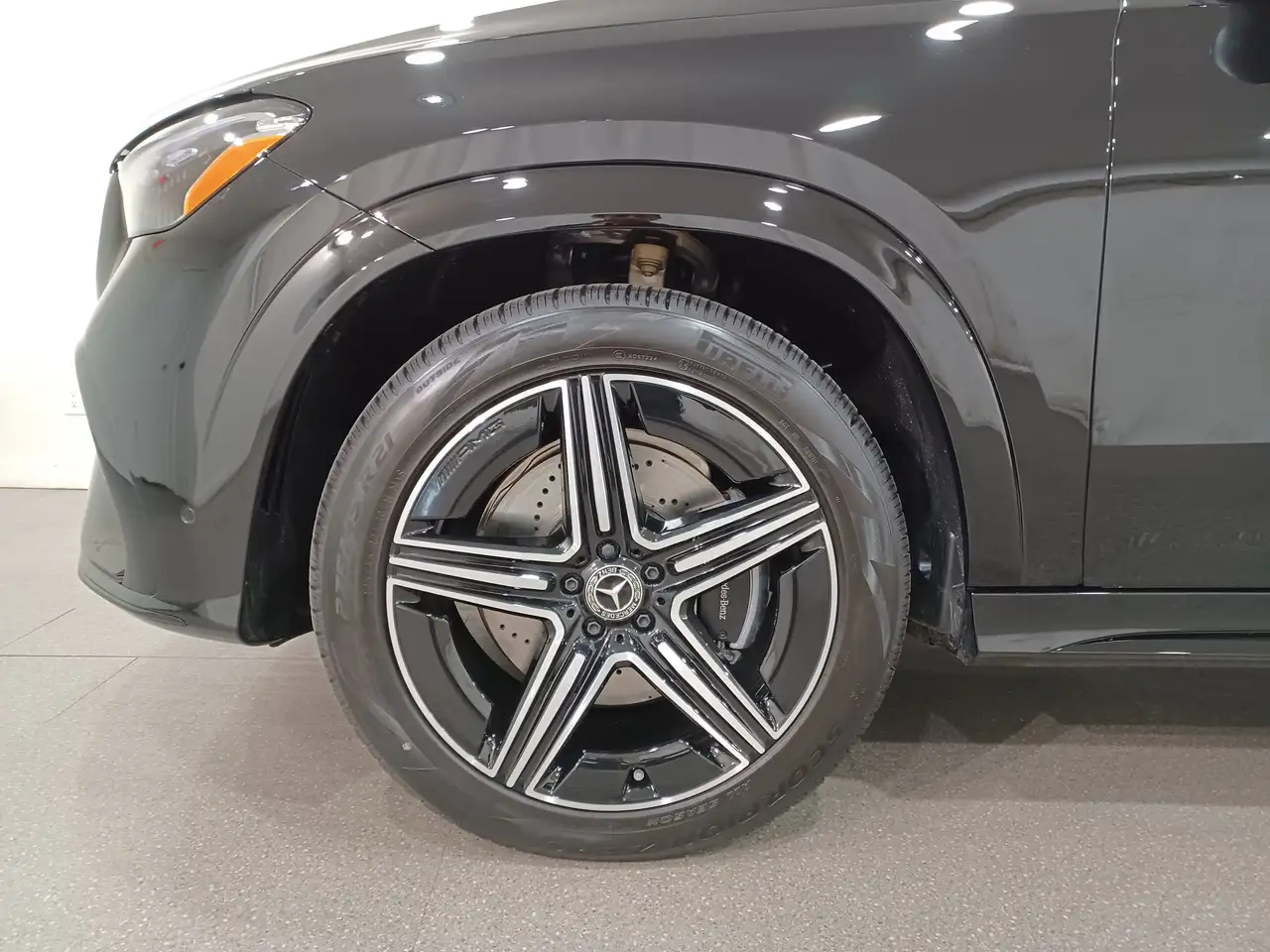 Mercedes-Benz GLE снимка Mercedes-Benz GLE