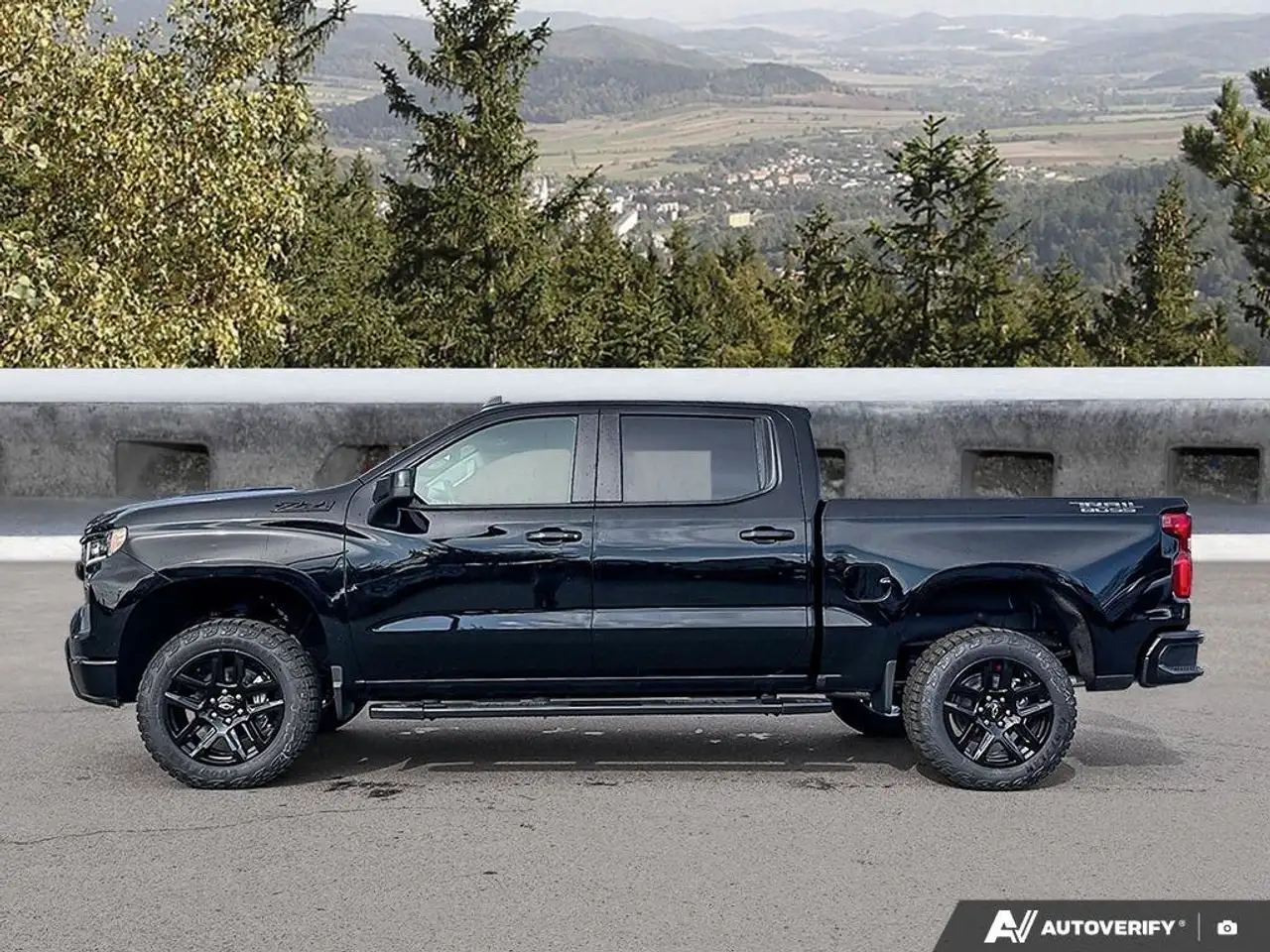 Chevrolet Silverado 1500 снимка Chevrolet Silverado 1500
