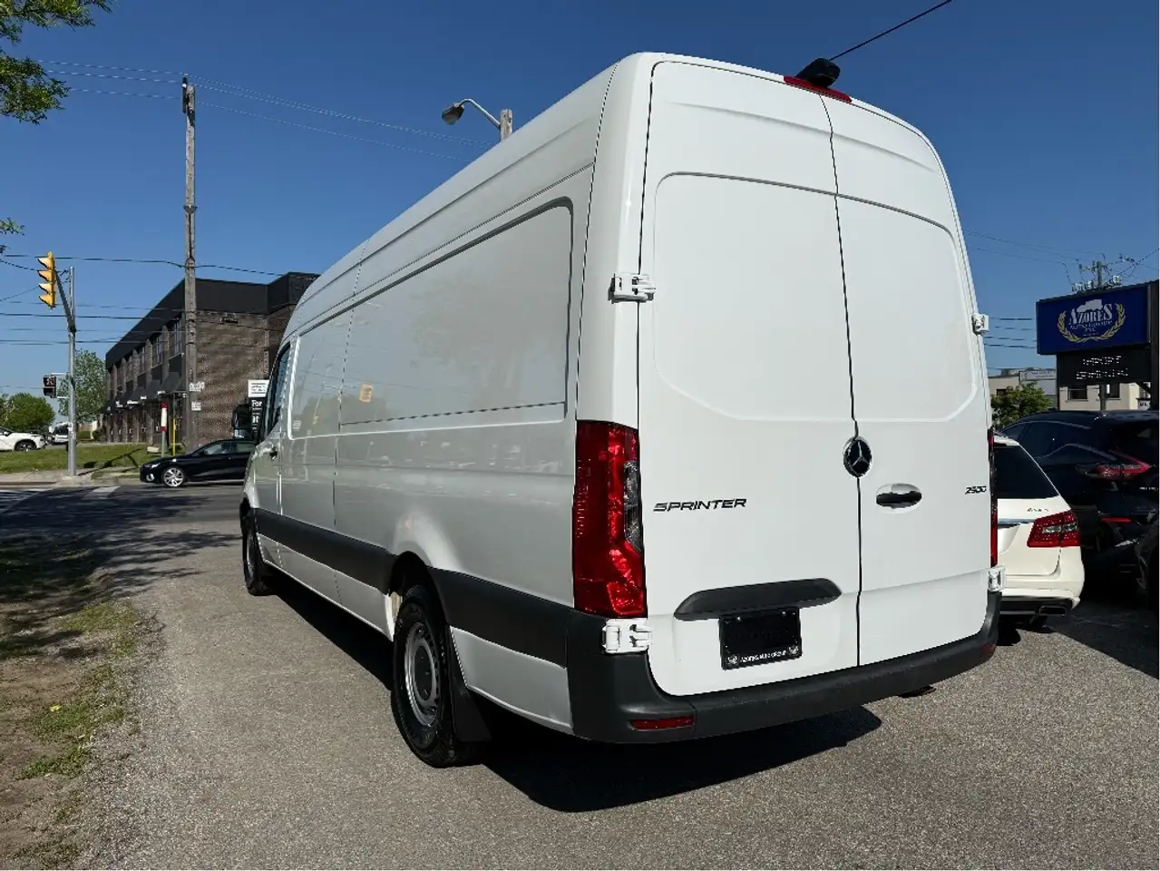 Mercedes-Benz Sprinter снимка Mercedes-Benz Sprinter