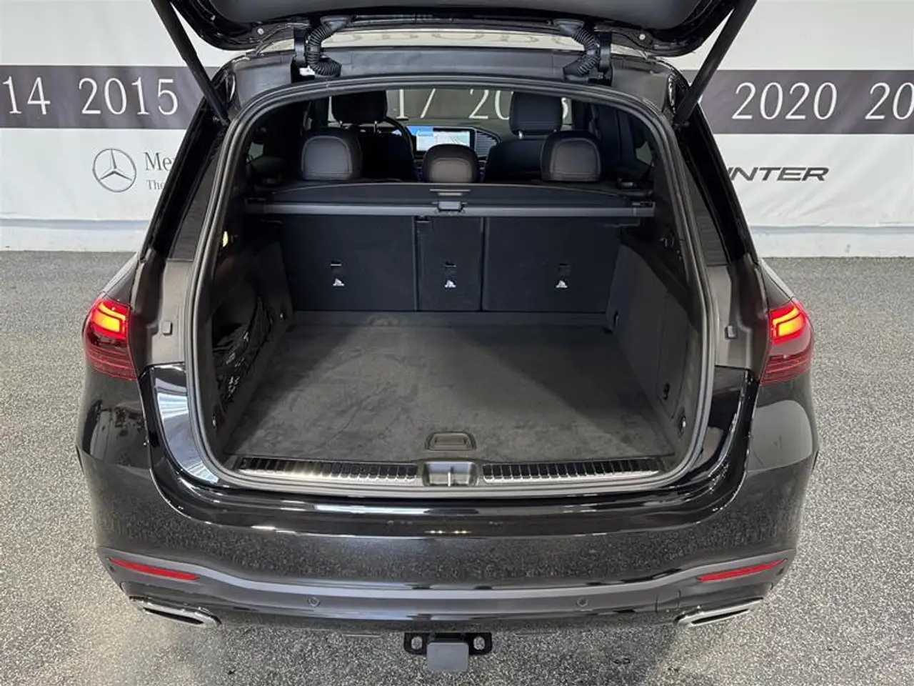 Mercedes-Benz GLE снимка Mercedes-Benz GLE