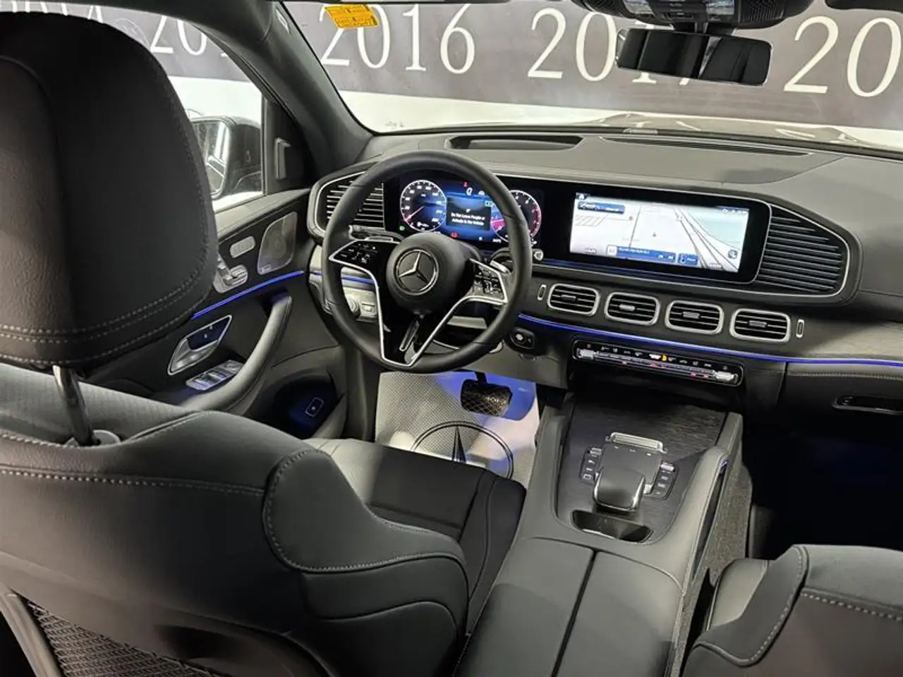 Mercedes-Benz GLE снимка Mercedes-Benz GLE