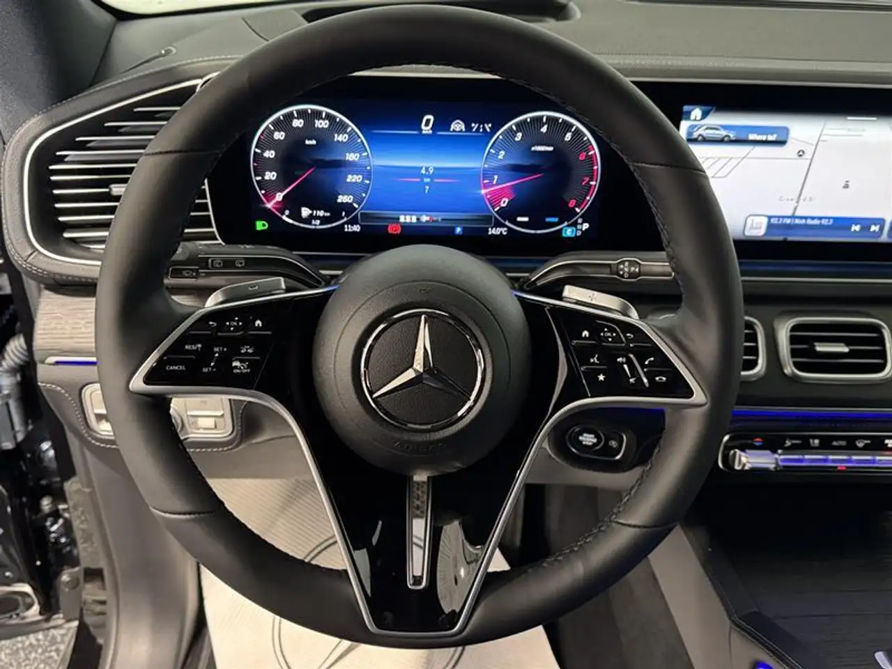 Mercedes-Benz GLE снимка Mercedes-Benz GLE