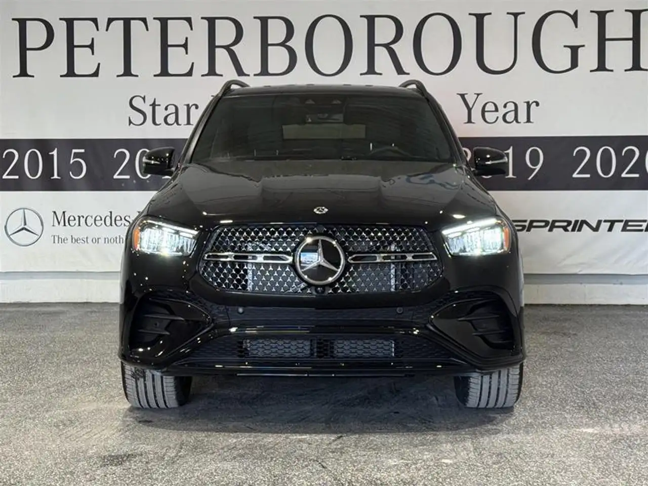 Mercedes-Benz GLE снимка Mercedes-Benz GLE