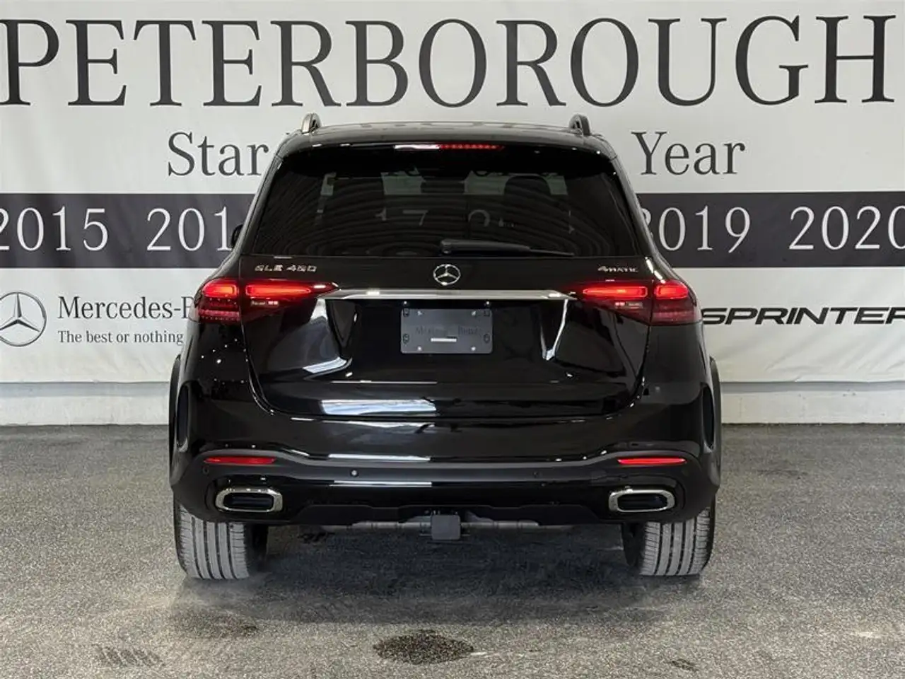 Mercedes-Benz GLE снимка Mercedes-Benz GLE