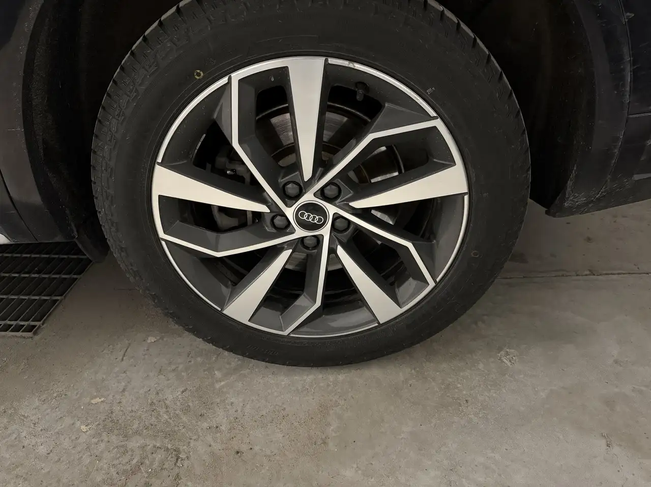 Audi Q5 снимка Audi Q5