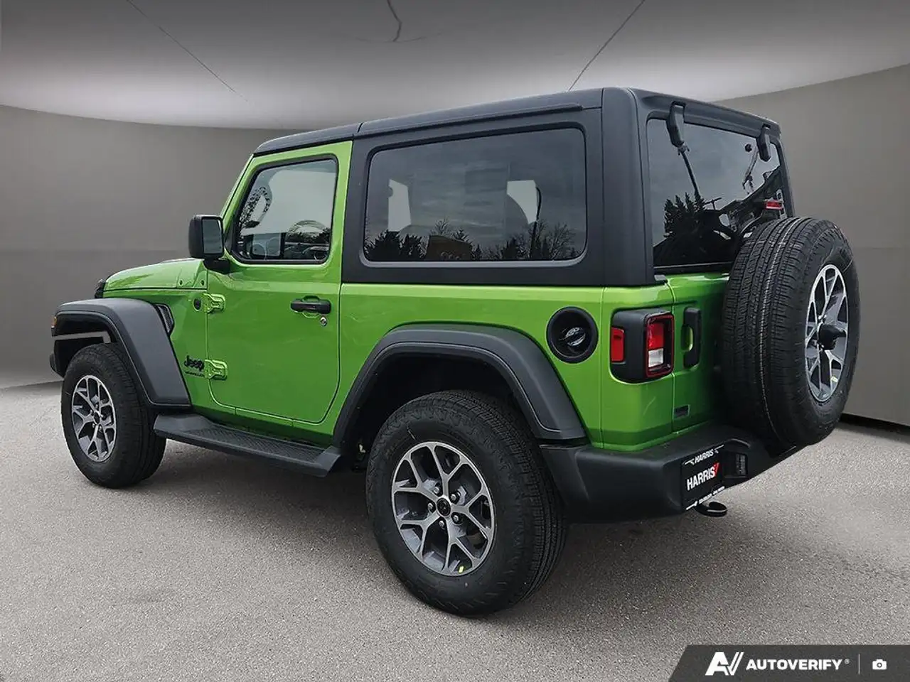 Jeep Wrangler снимка Jeep Wrangler