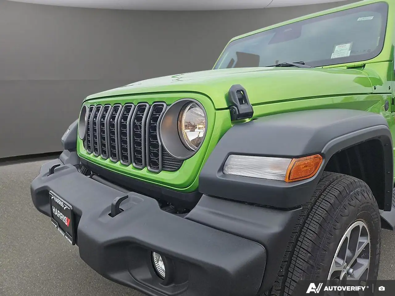 Jeep Wrangler снимка Jeep Wrangler
