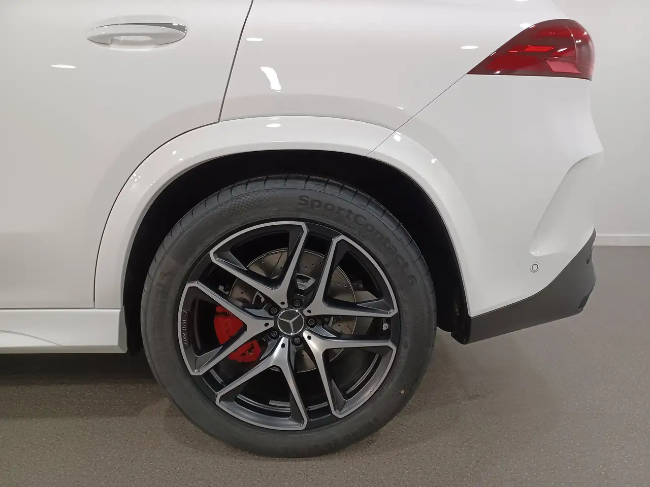 Mercedes-Benz GLE снимка Mercedes-Benz GLE