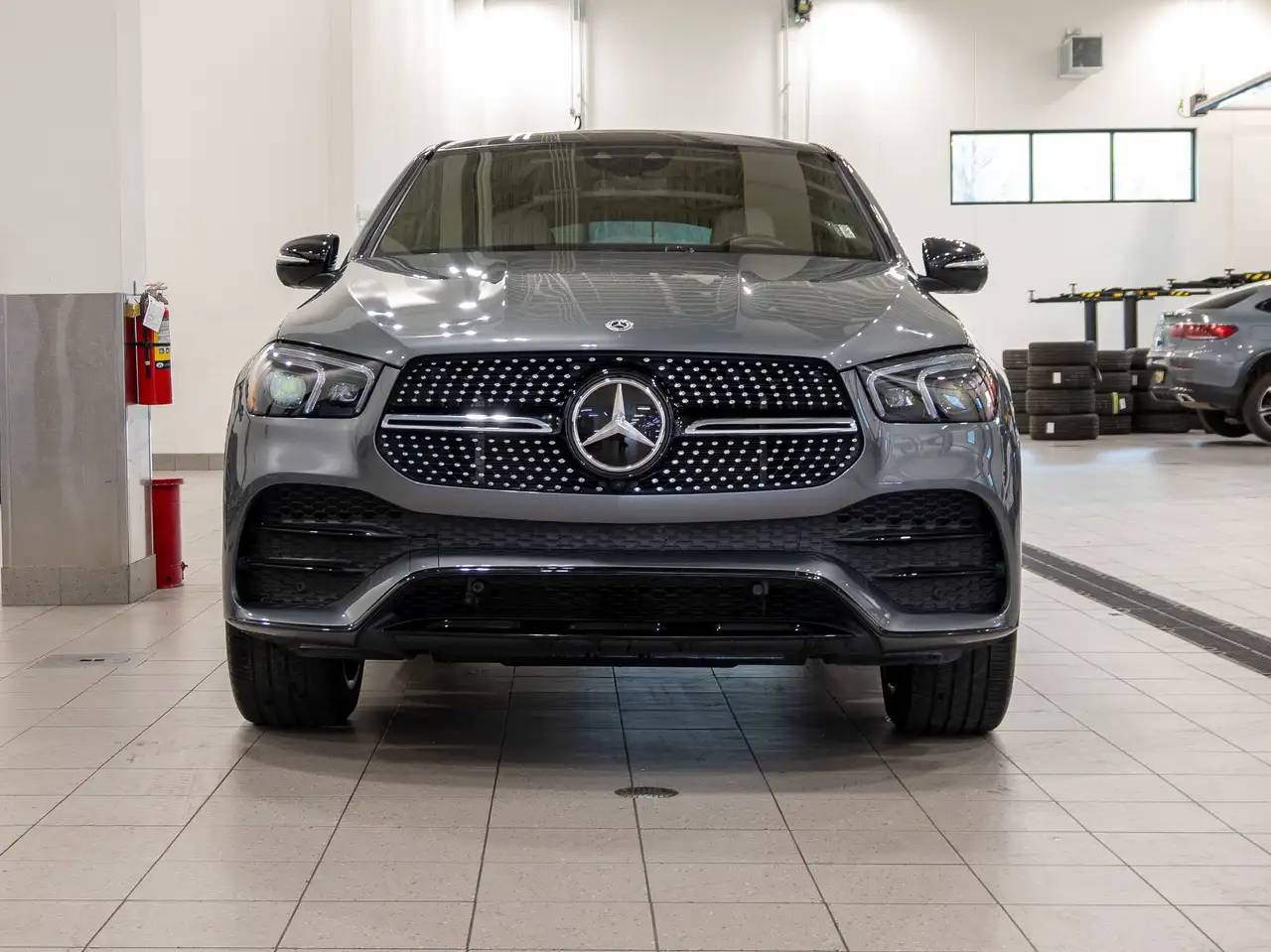 Mercedes-Benz GLE снимка Mercedes-Benz GLE