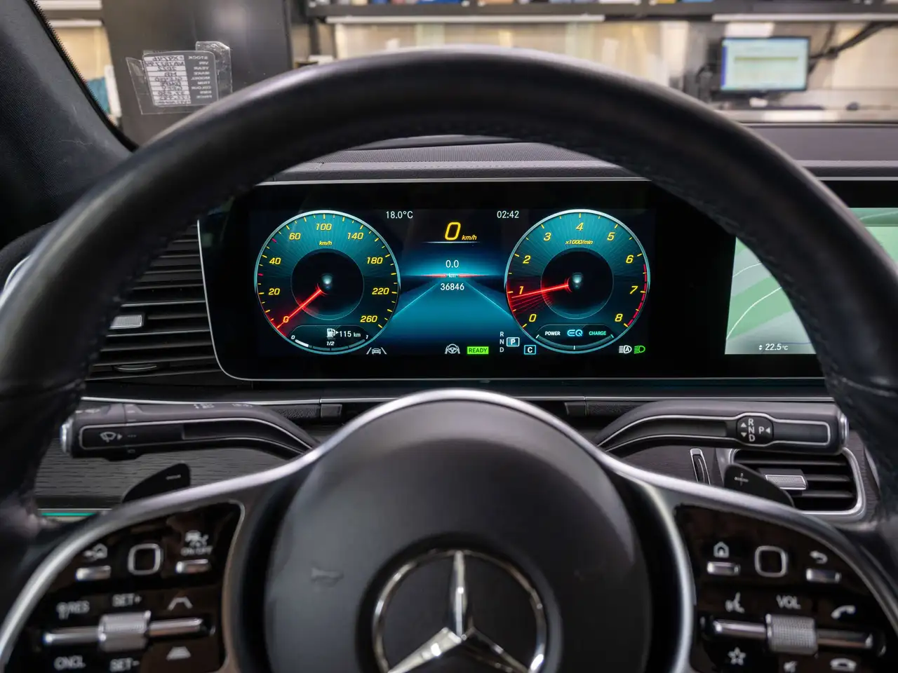 Mercedes-Benz GLE снимка Mercedes-Benz GLE