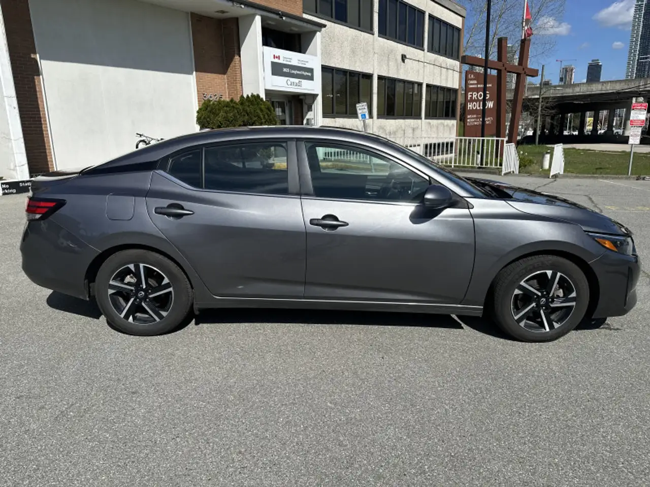 Nissan Sentra снимка Nissan Sentra