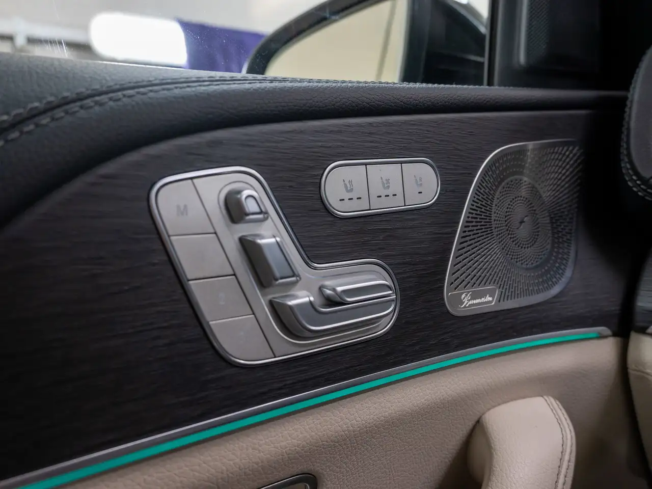 Mercedes-Benz GLE снимка Mercedes-Benz GLE