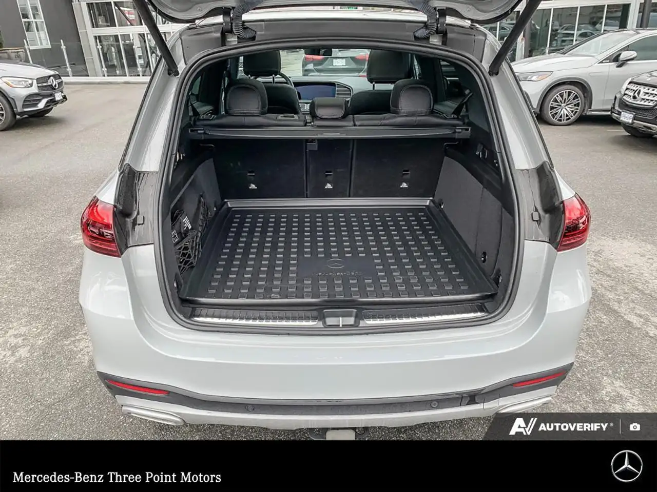Mercedes-Benz GLE снимка Mercedes-Benz GLE